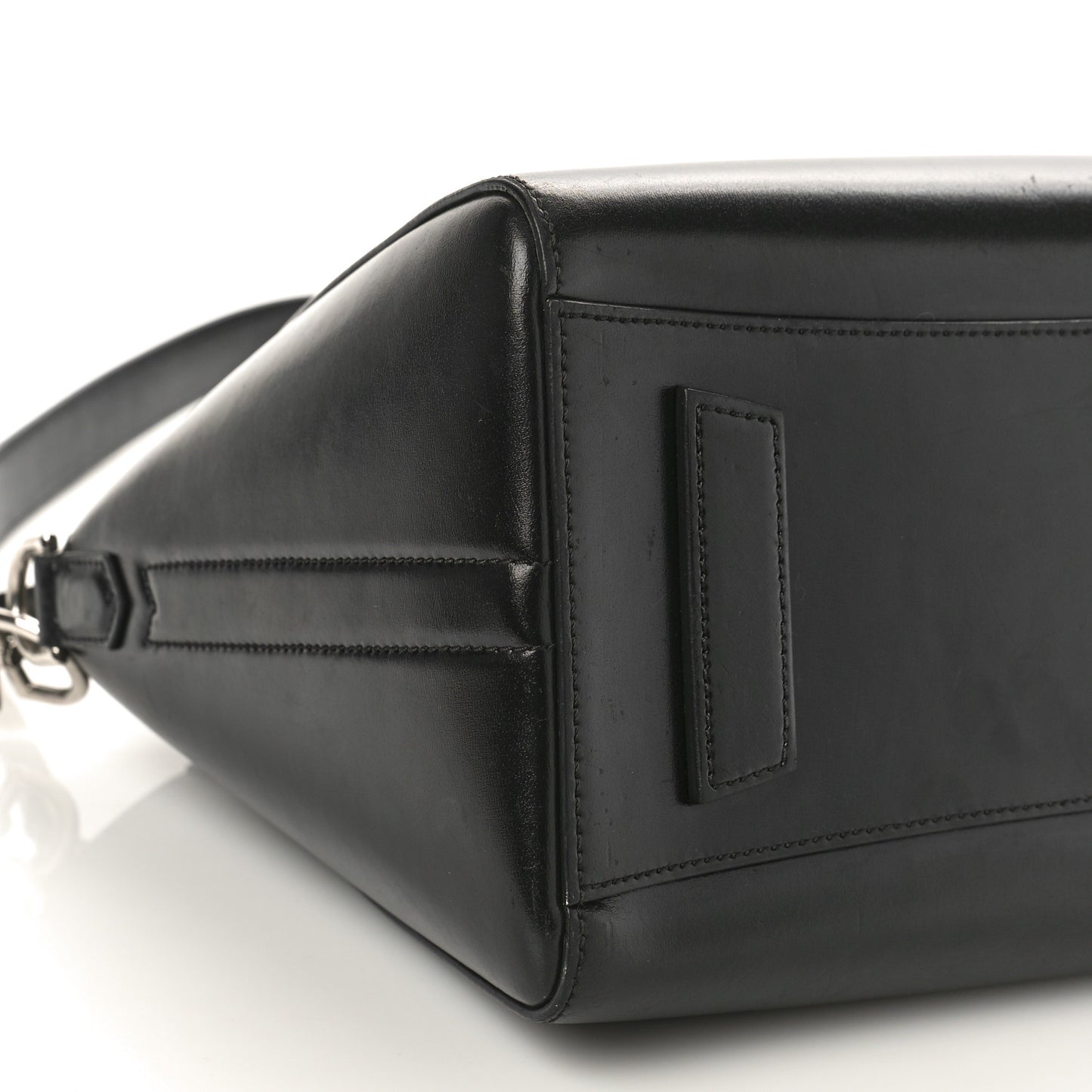Shiny Lord Calfskin Small Antigona Black