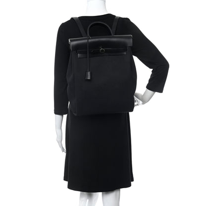 Hermes Toile Militaire Vache Hunter Laque Herbag a Dos Zip Retourne Backpack Black 2 of 11