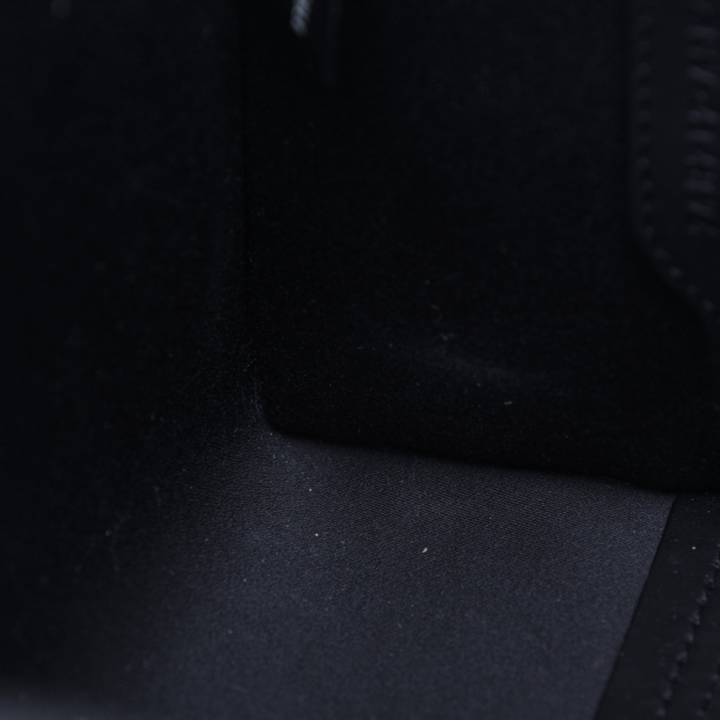 Glazed Fabric Vitello Century FF 1974 Stamp Patch Mini Peekaboo Defender Cover Mogano Panna Black