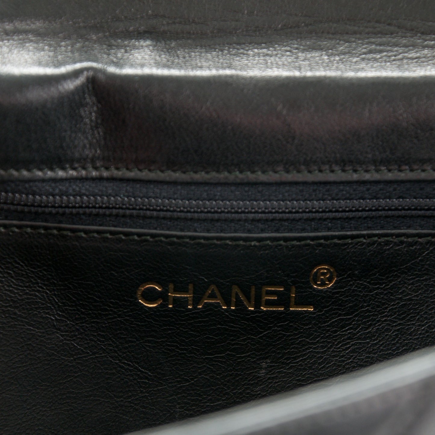 Lambskin Medium Envelope Single Flap Black Red