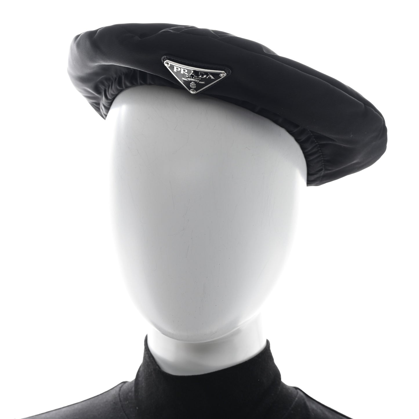 Re-Nylon Metal Triangle Logo Beret L Black Black