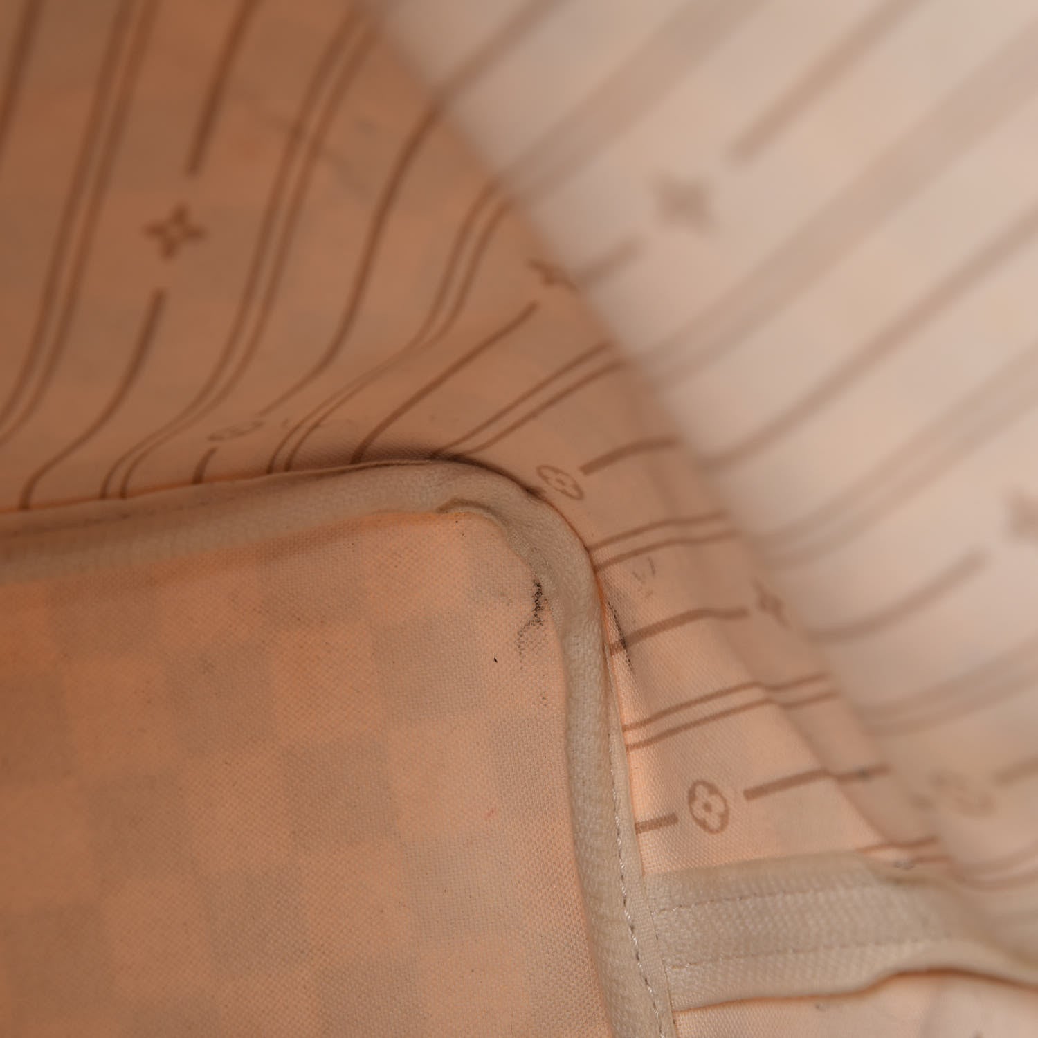 Louis Vuitton Damier Azur Neverfull MM 13 of 23