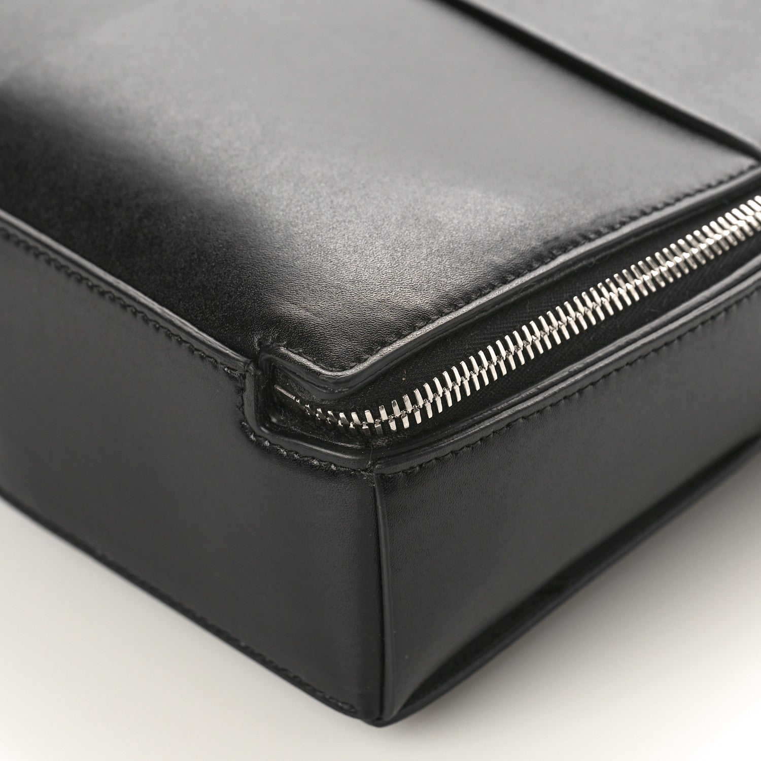 Bottega Veneta Urban Calfskin Maxi Intrecciato Arco Briefcase Black 8 of 8