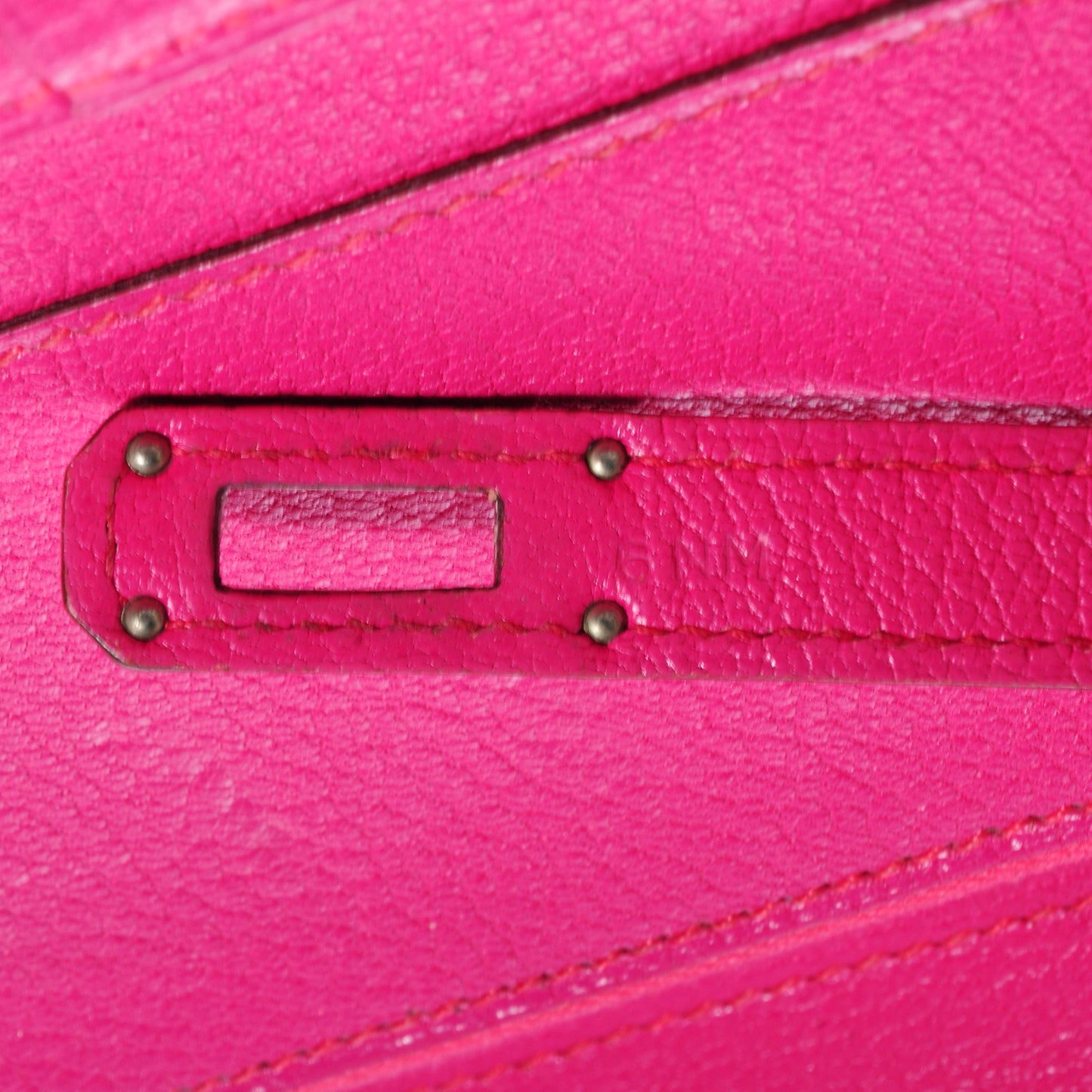 Chèvre Mysore Medium Kelly Wallet Rose Shocking