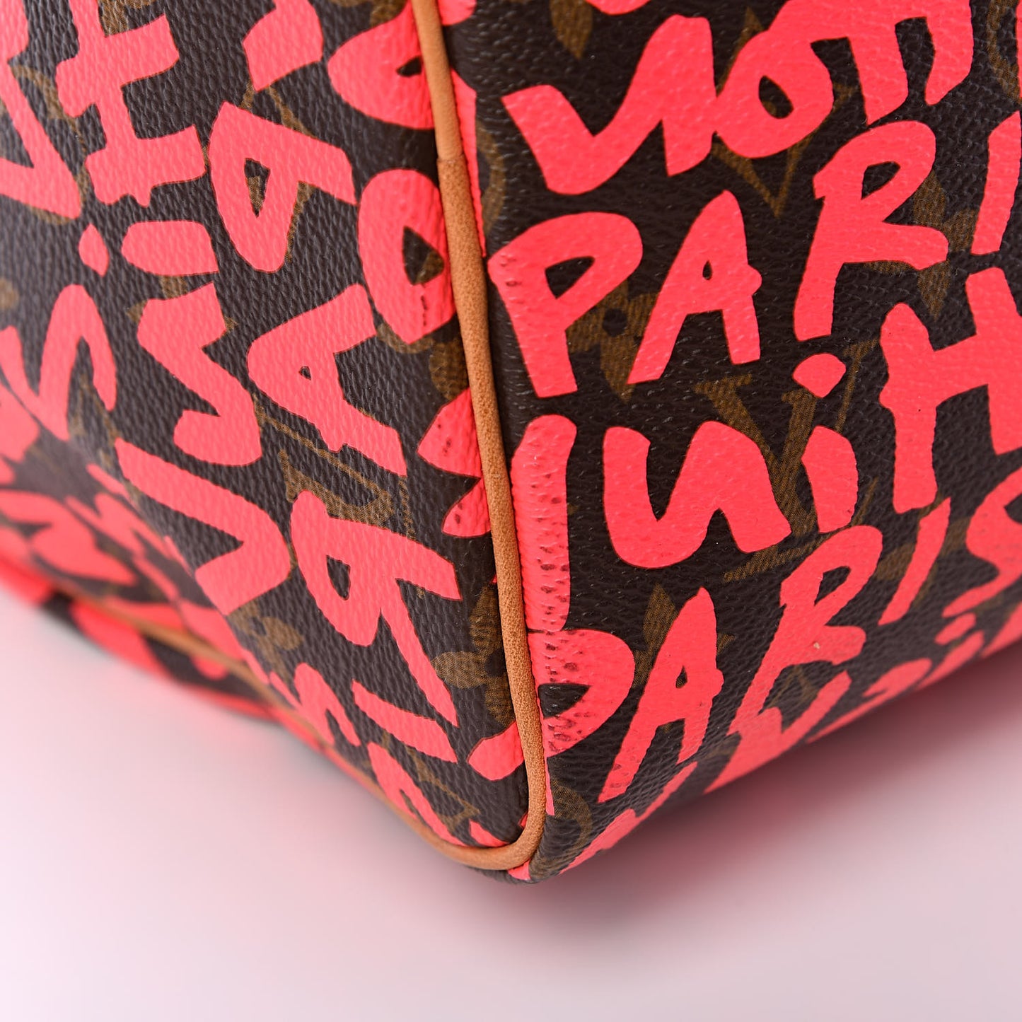 Monogram Graffiti Speedy 30 Fuchsia