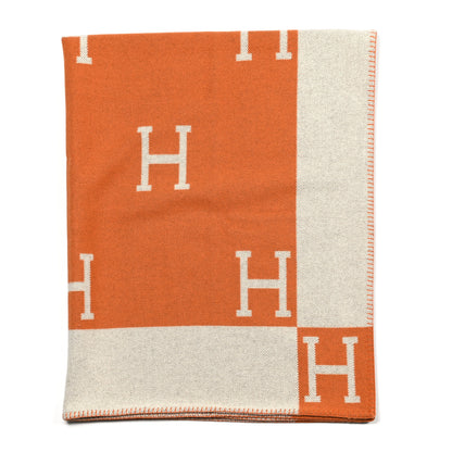 Hermes Wool Cashmere Signature Classic Avalon Blanket Ecru Potiron 1 of 4