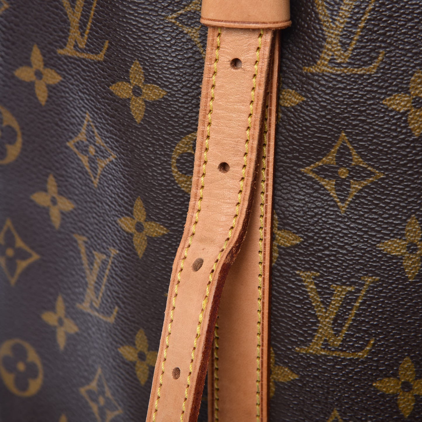 Monogram Bucket 27