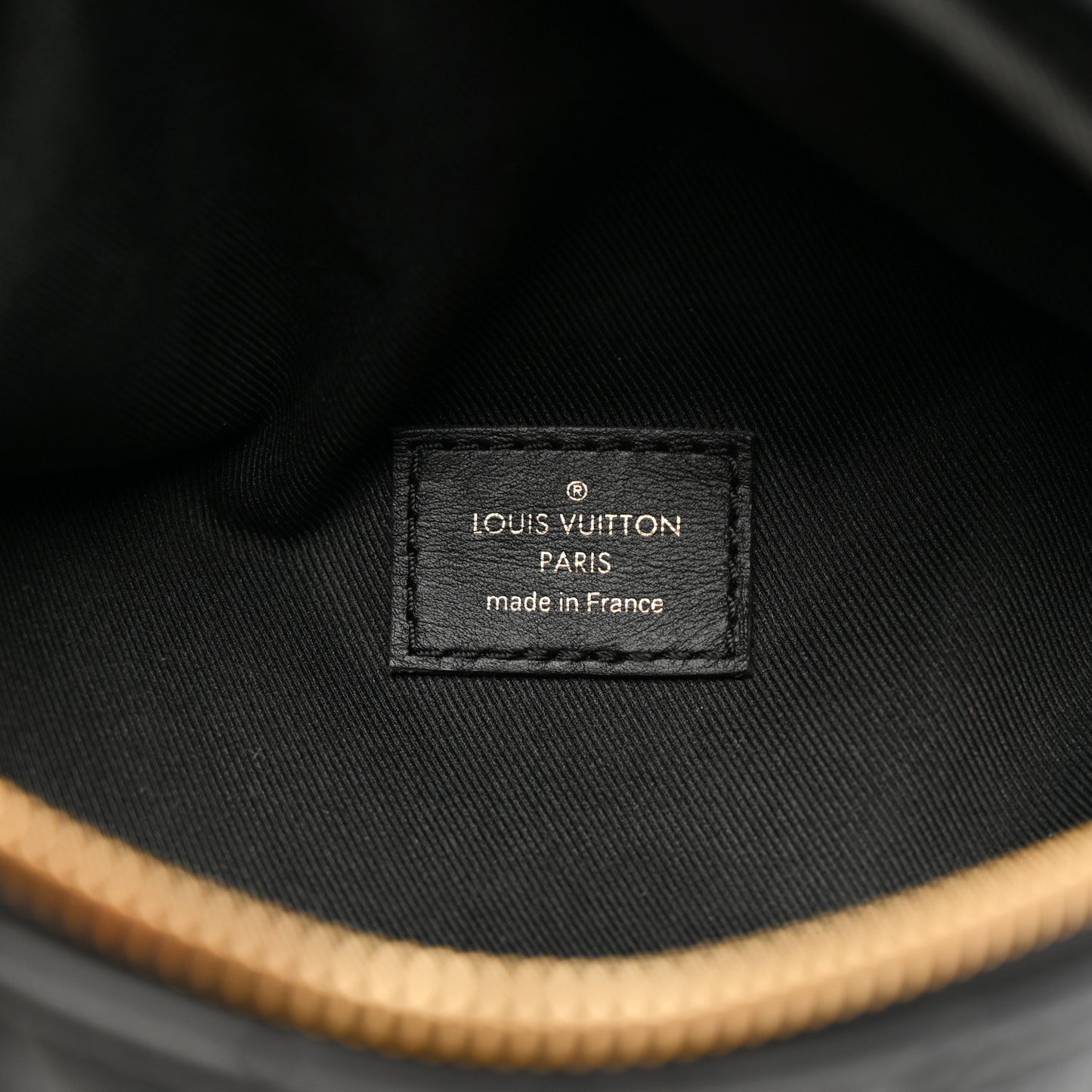 Calfskin Quilted New Wave Bumbag Black