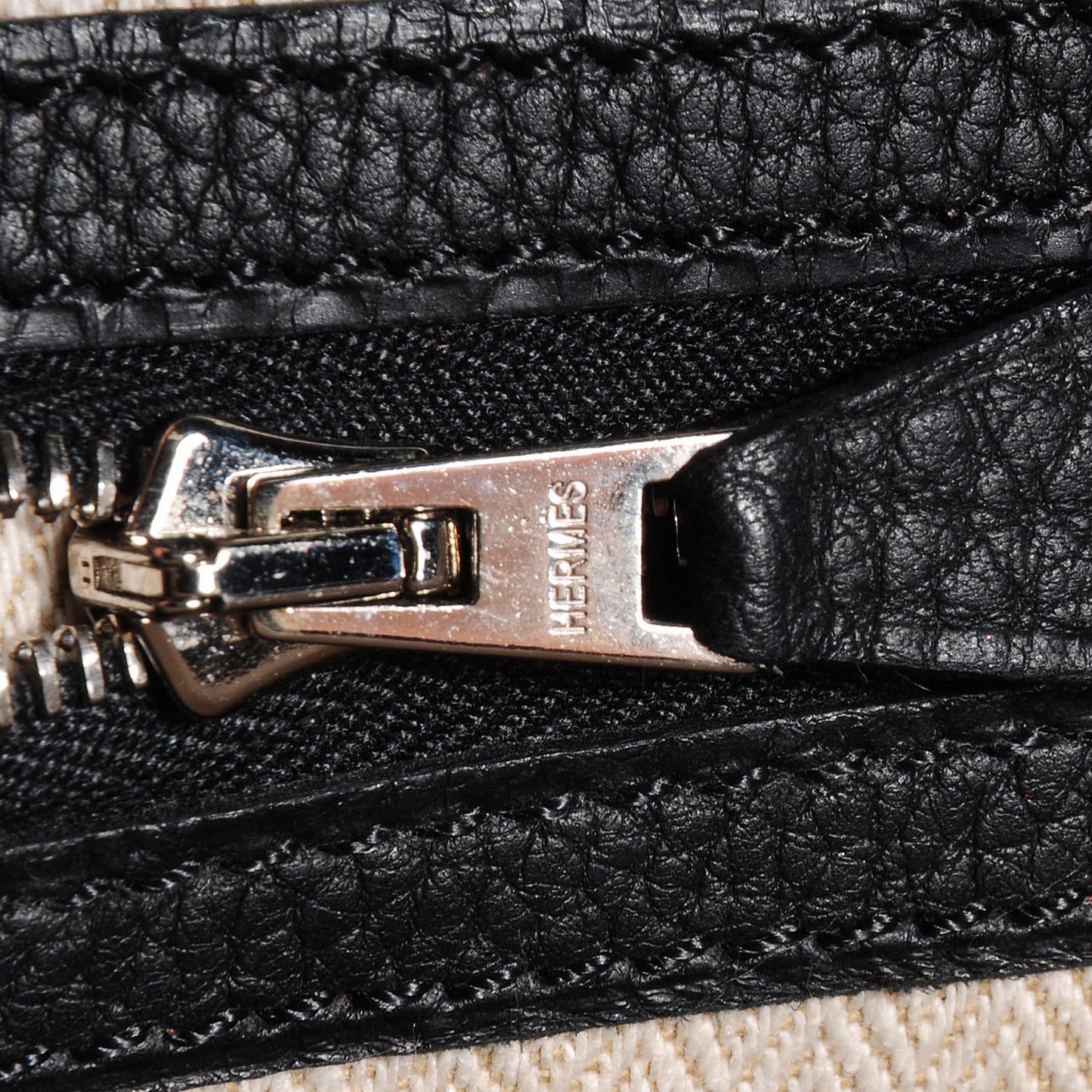 Fjord Garden Party Tote 36 MM Black