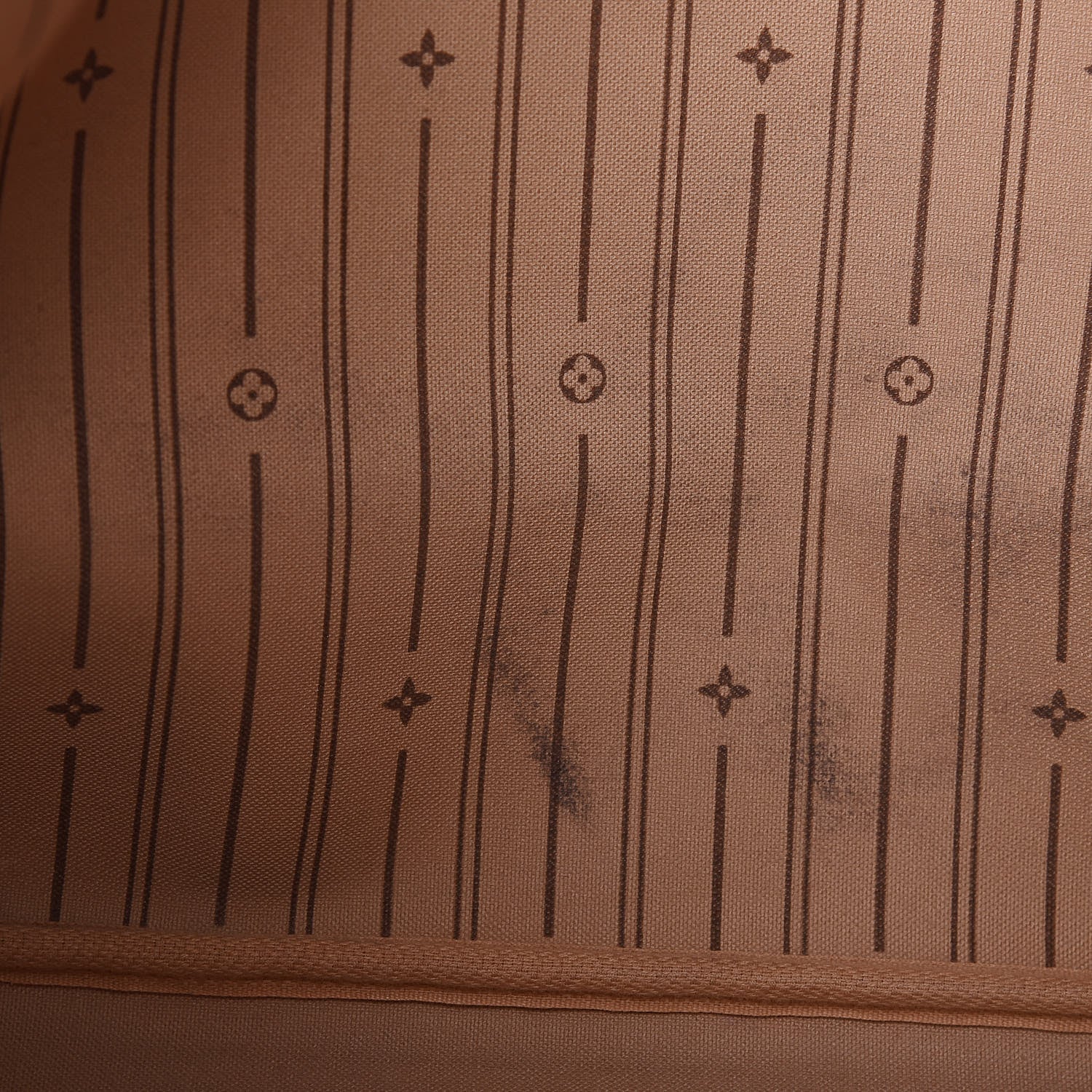 Louis Vuitton Monogram Neverfull GM 9 of 14