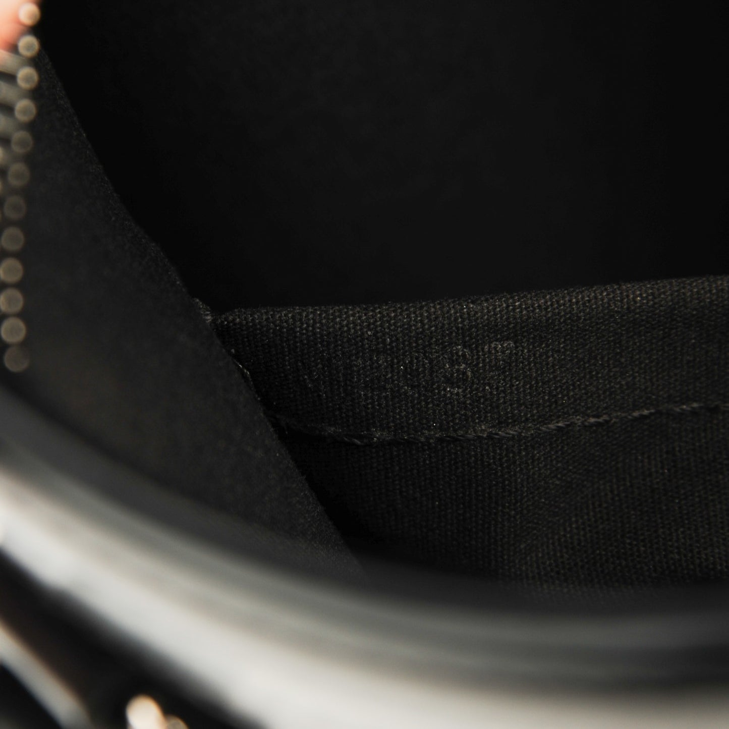 Epi Madeleine GM Black