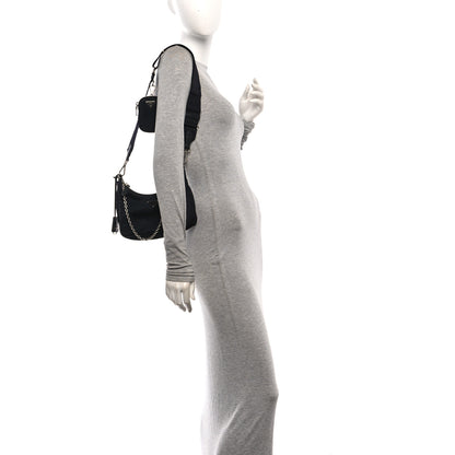 Prada Nylon Re-Edition 2005 Shoulder Bag Black 2 of 12