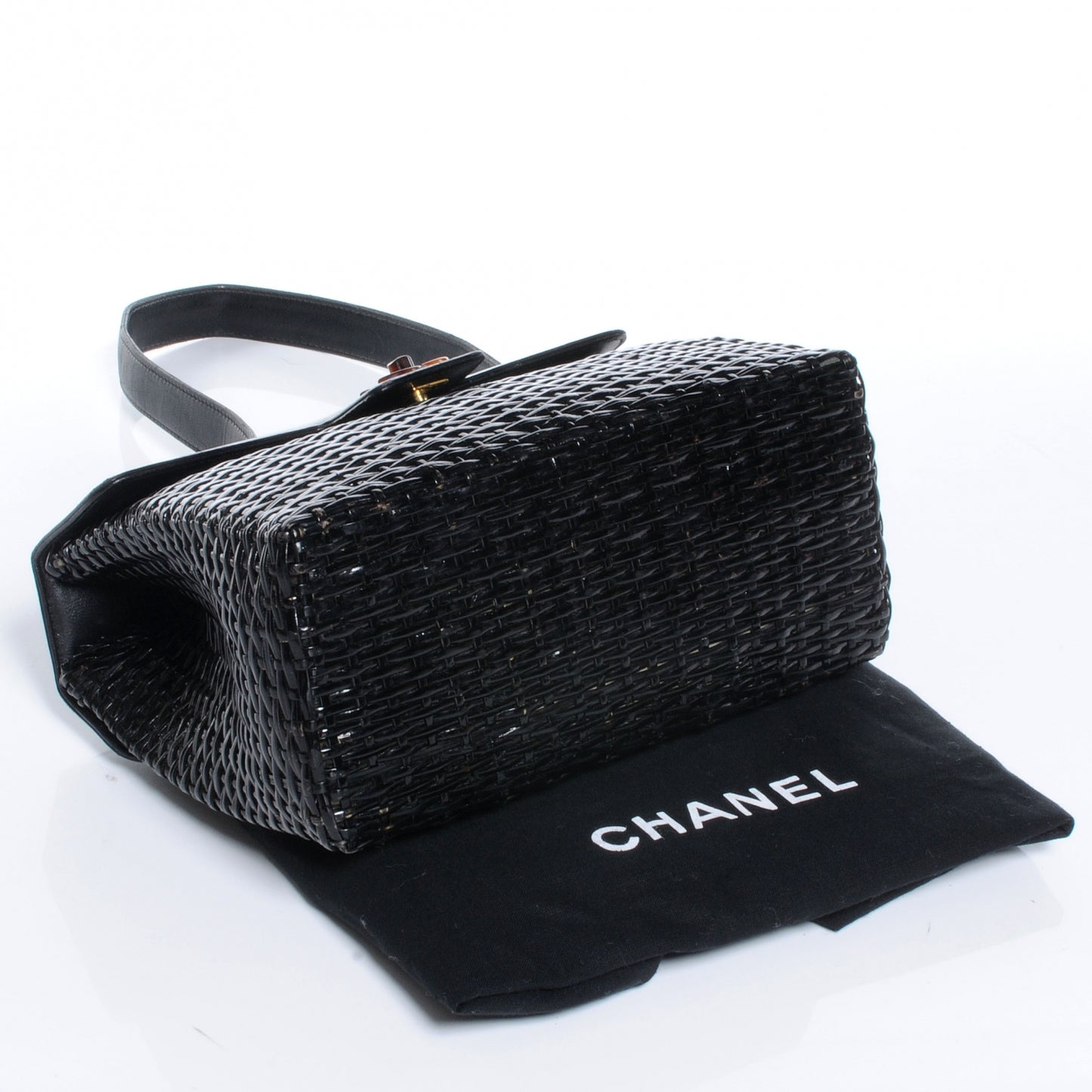 Straw Bag Tortoise CC Lock Black