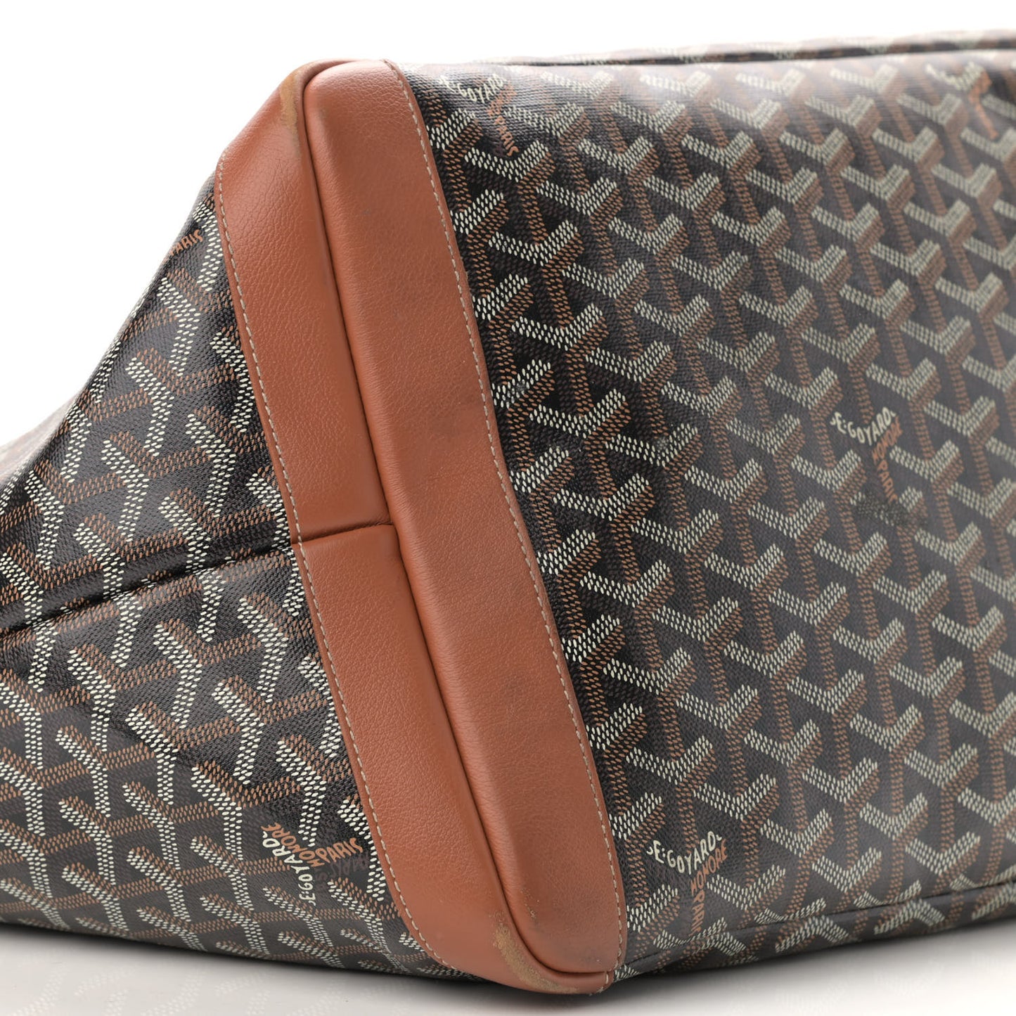 Goyardine Artois GM Black Gold