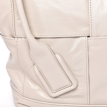 Bottega Veneta Paper Calfskin Maxi Intrecciato Medium Arco Slouch Plaster 9 of 11