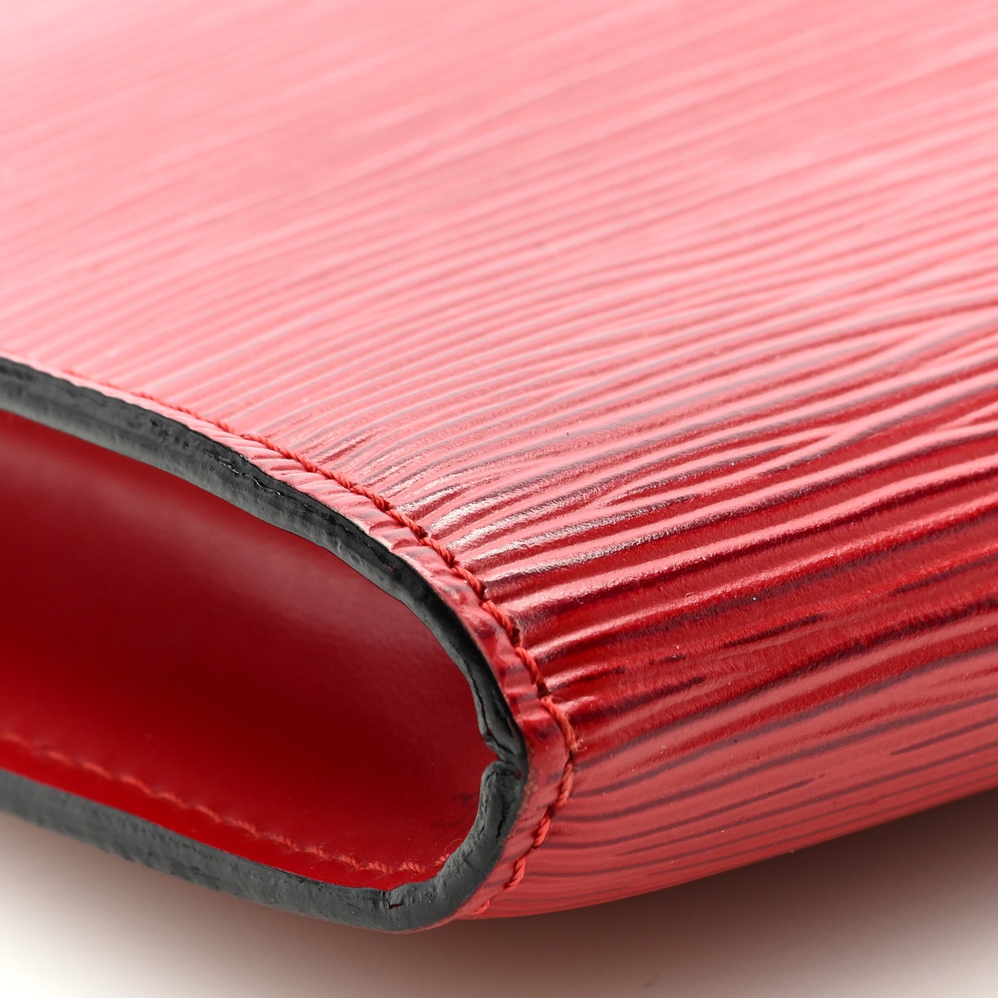 Epi Pochette Accessories 24 Castillan Red