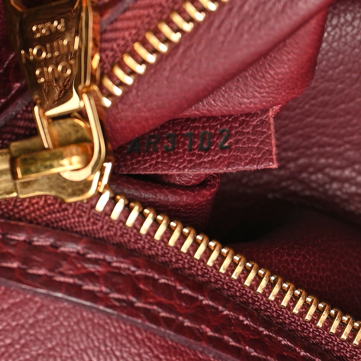 Ostrich Lizard Majestueux Tote MM Bordeaux