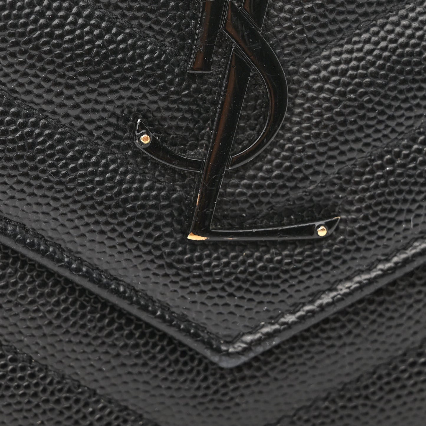 Grain De Poudre Matelasse Chevron Monogram Monochrome Chain Wallet Black