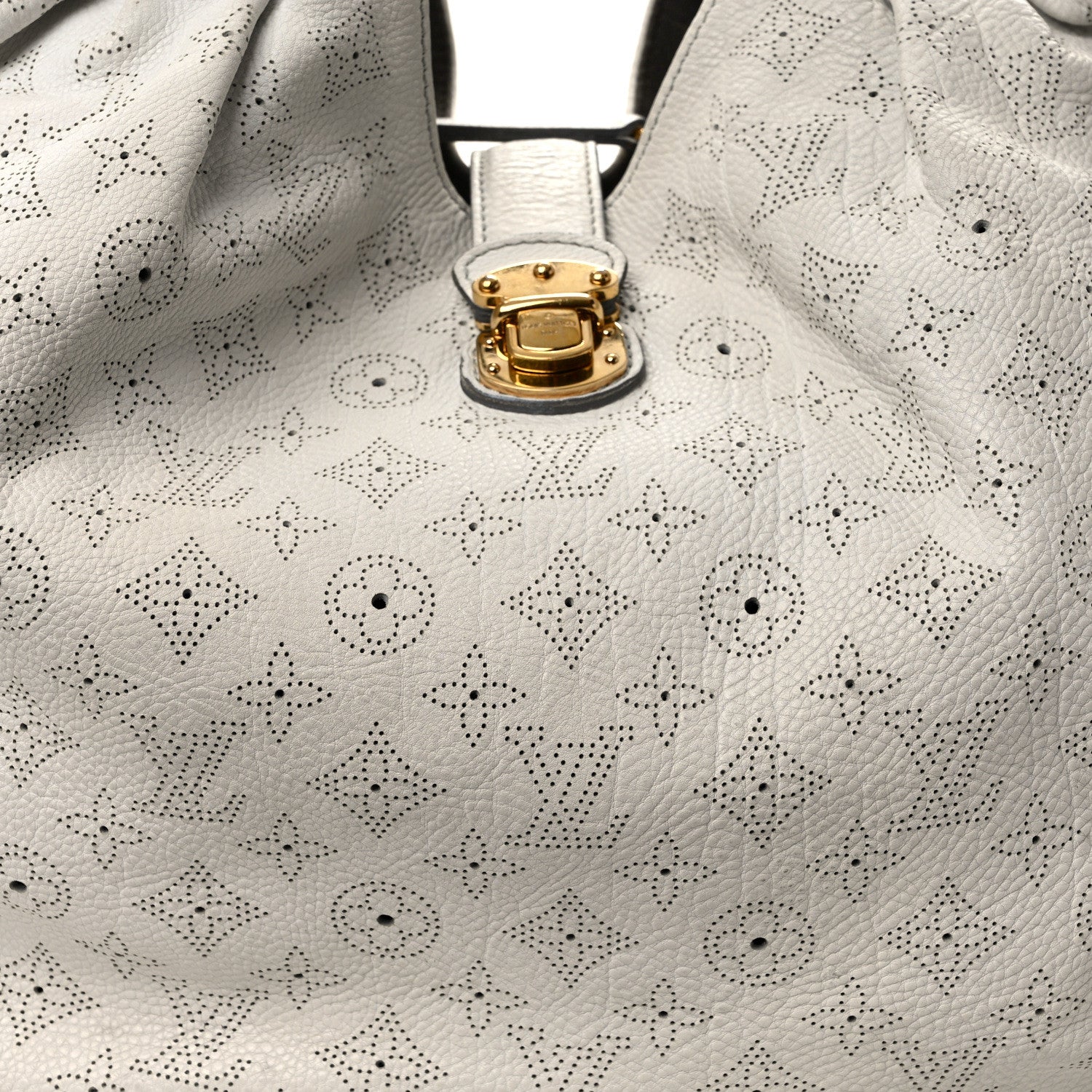 Louis Vuitton Mahina XL White 7 of 15