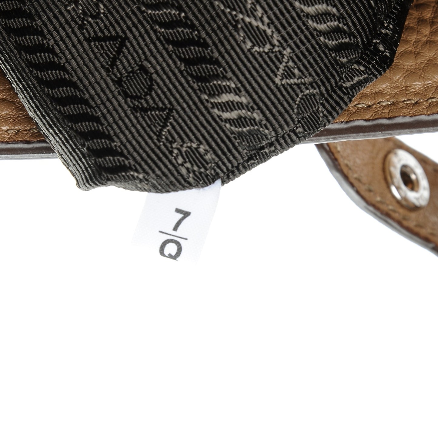 Vitello Daino Tote Sesamo