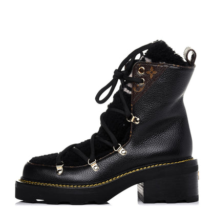 Louis Vuitton Grained Calfskin Shearling LV Beaubourg Ankle Boots 38 Black 1 of 10