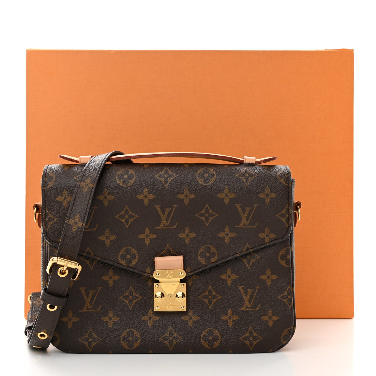 Monogram Pochette Metis