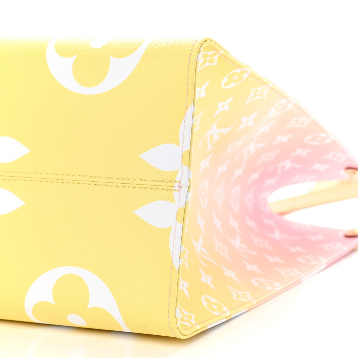 Monogram Giant By The Pool Onthego GM Light Pink