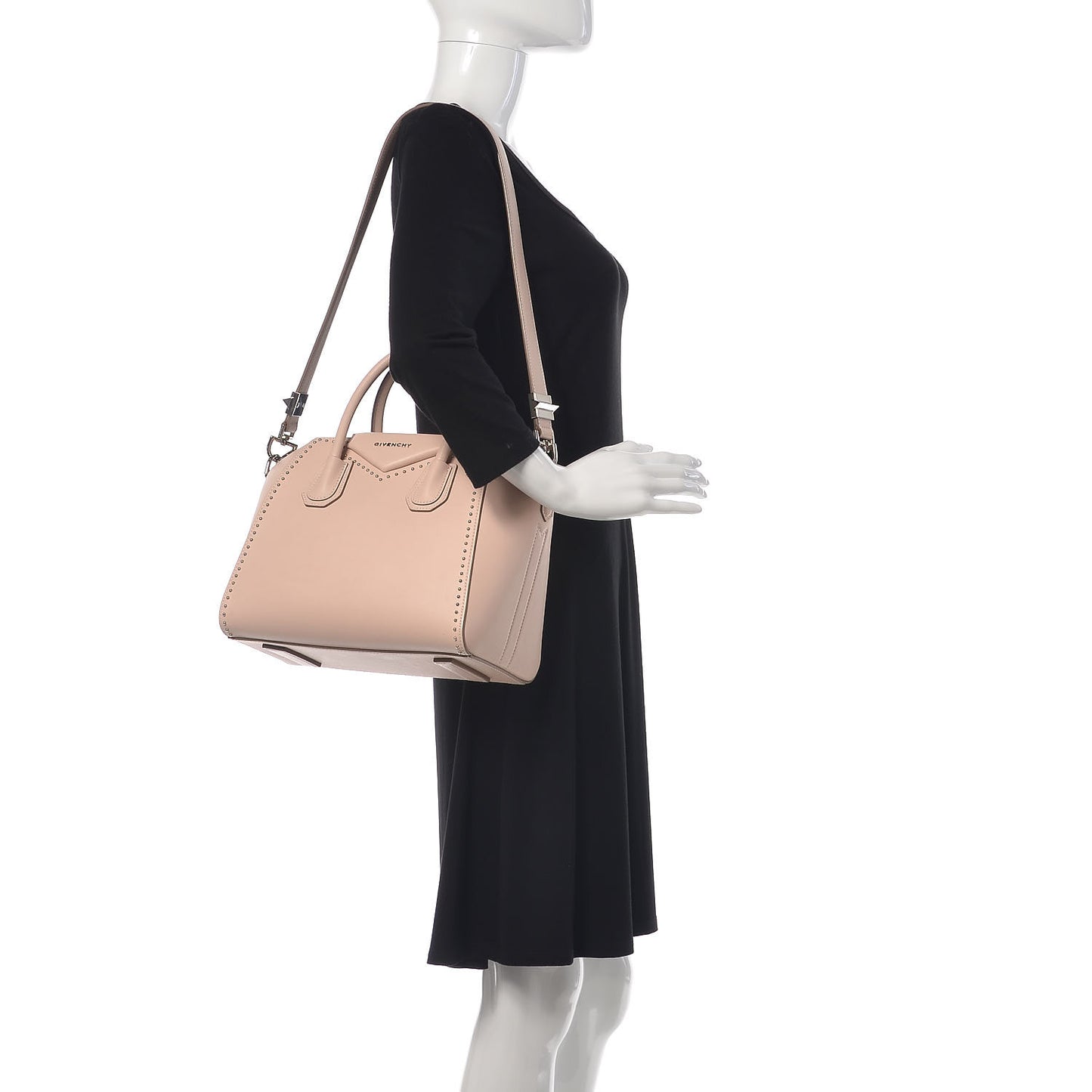 Calfskin Small Studded Antigona Nude Pink