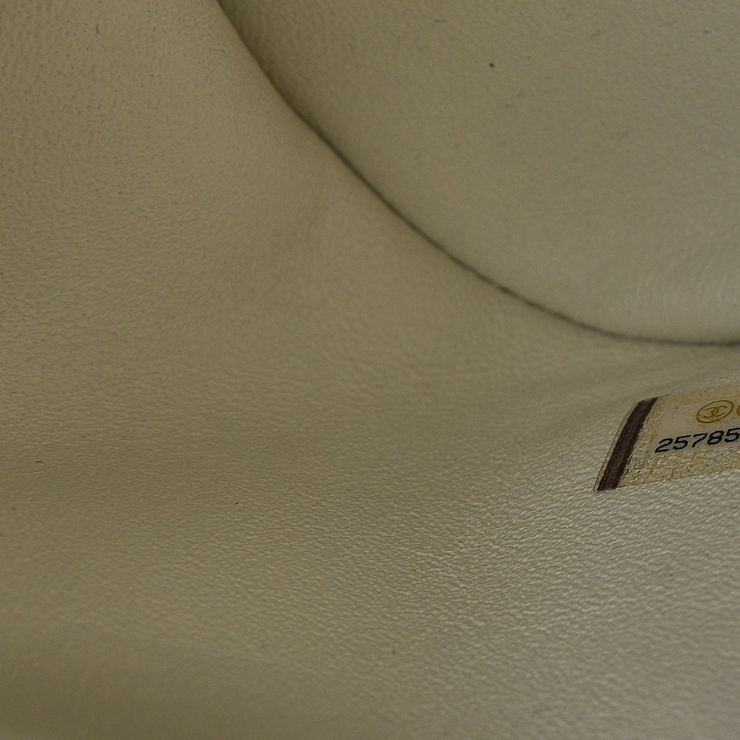 Caviar Quilted Business Affinity Backpack White