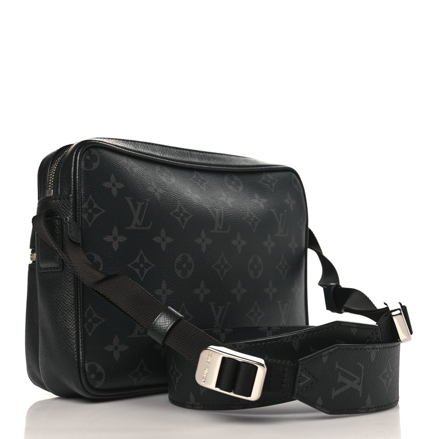 Taiga Monogram Eclipse Outdoor Messenger Black