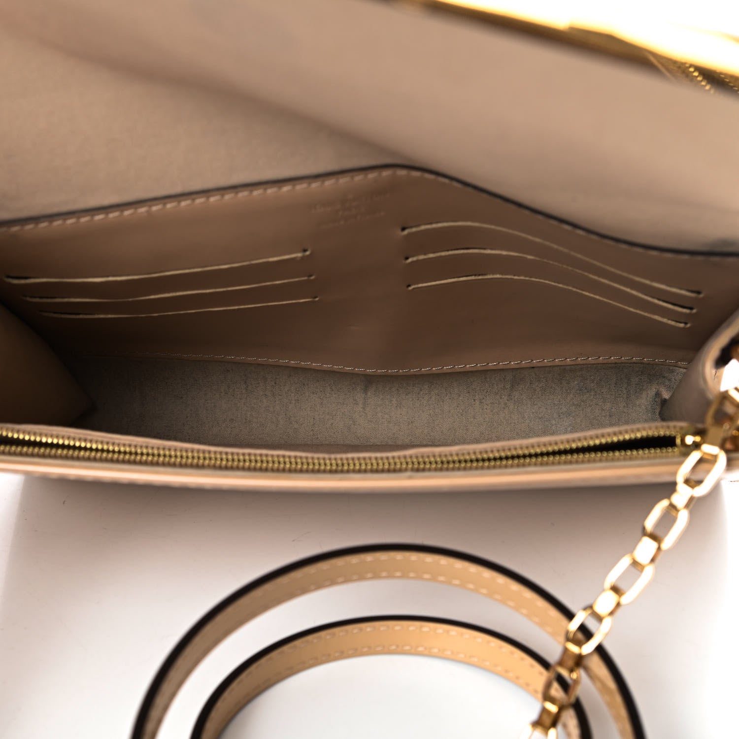 Louis Vuitton Vernis Ana Dune 5 of 15