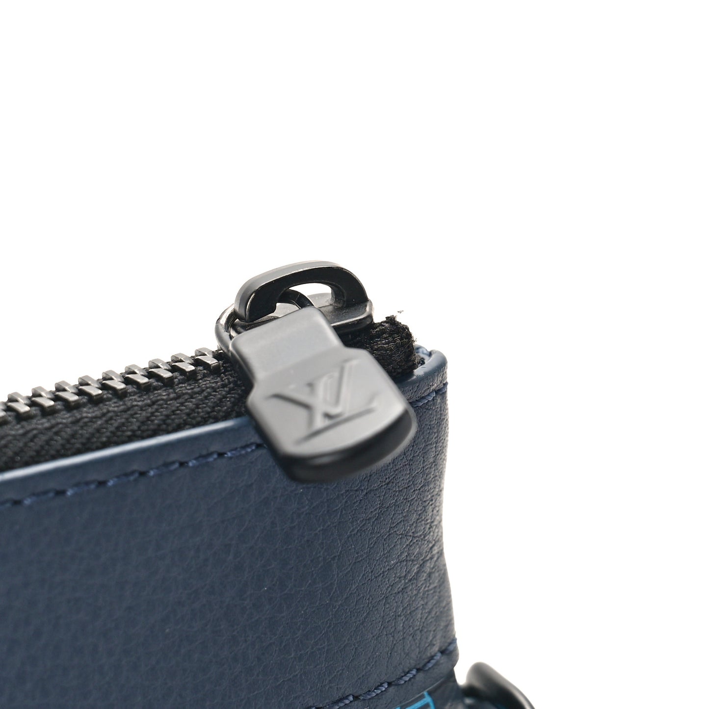 Monogram Shadow Pochette To-Go Navy River Blue