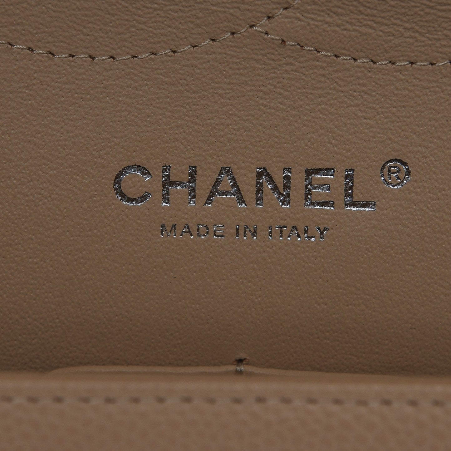 Caviar Quilted Jumbo Double Flap Beige Clair