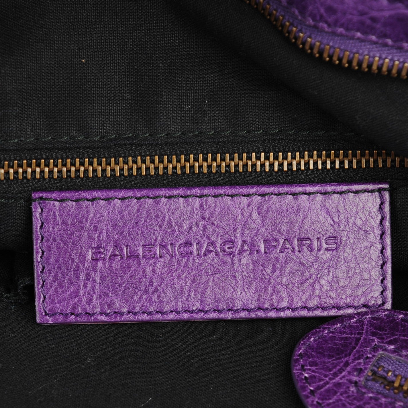 Agneau Classic Hardware Town Dark Violet