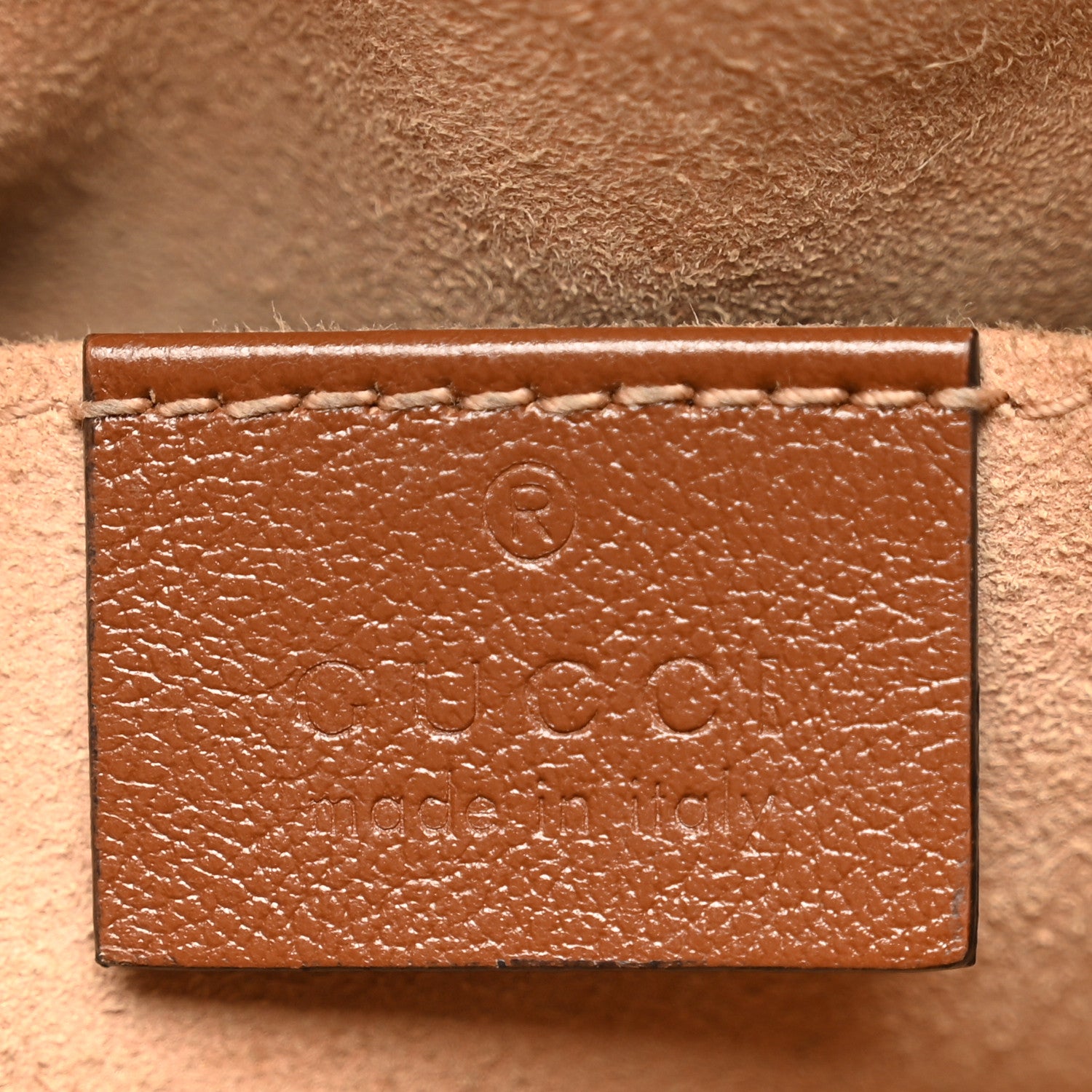 Gucci Glazed Calfskin Matelasse Diagonal Small GG Marmont Chain Shoulder Bag Cuir 6 of 11
