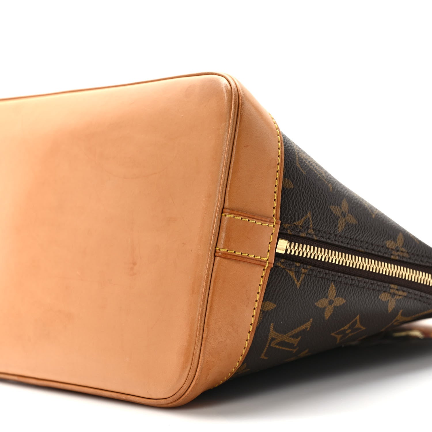Louis Vuitton Monogram Alma PM 8 of 13