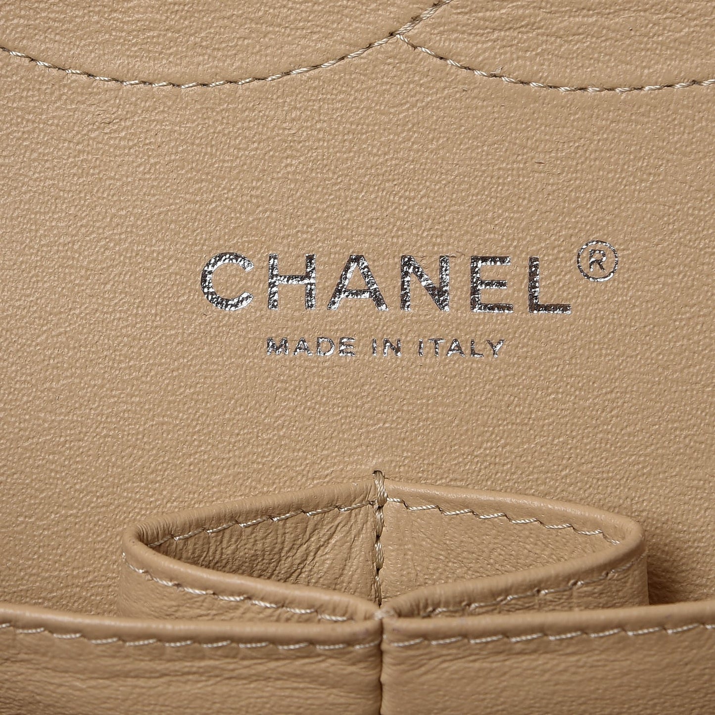Caviar Quilted Jumbo Double Flap Beige Clair