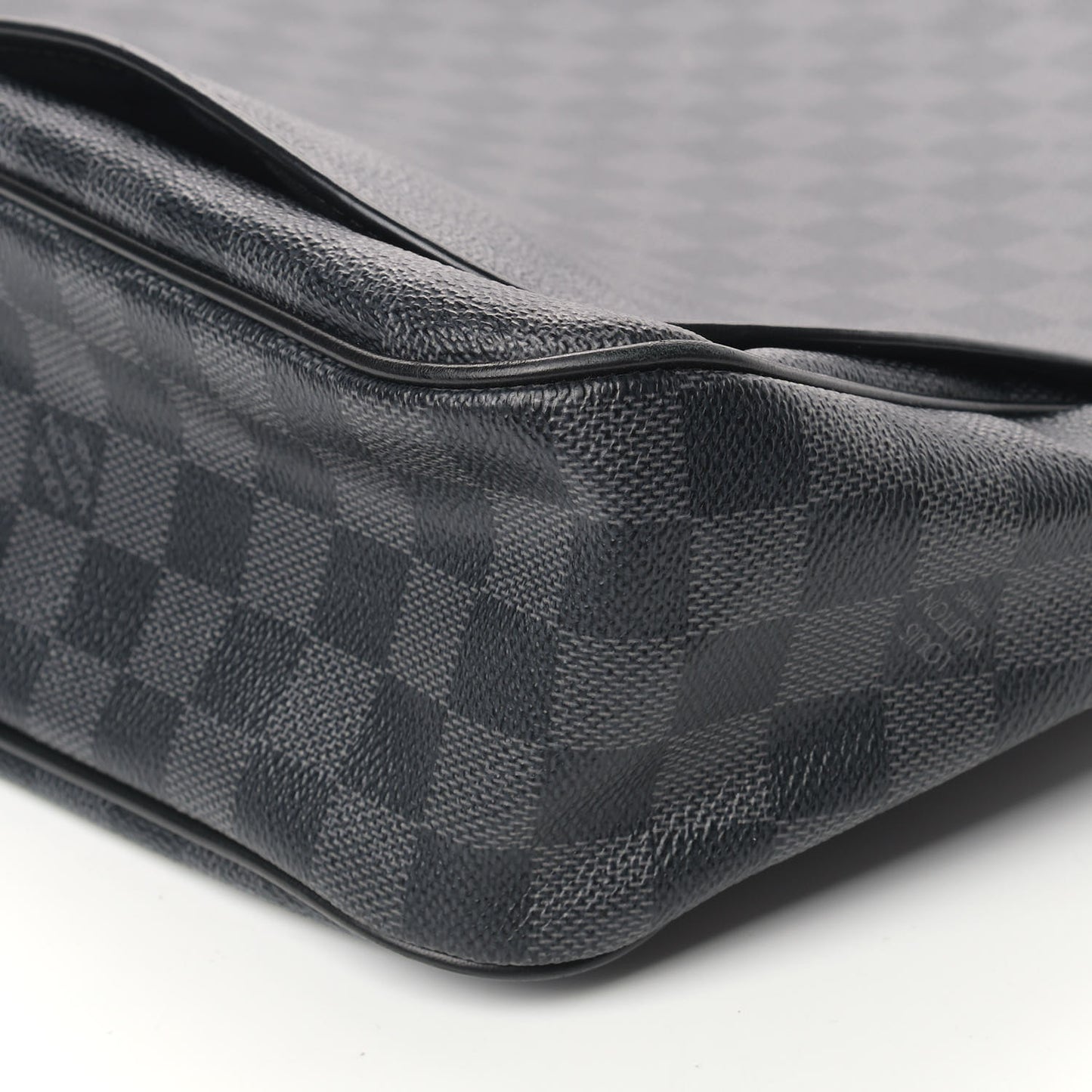 Damier Graphite Daniel GM