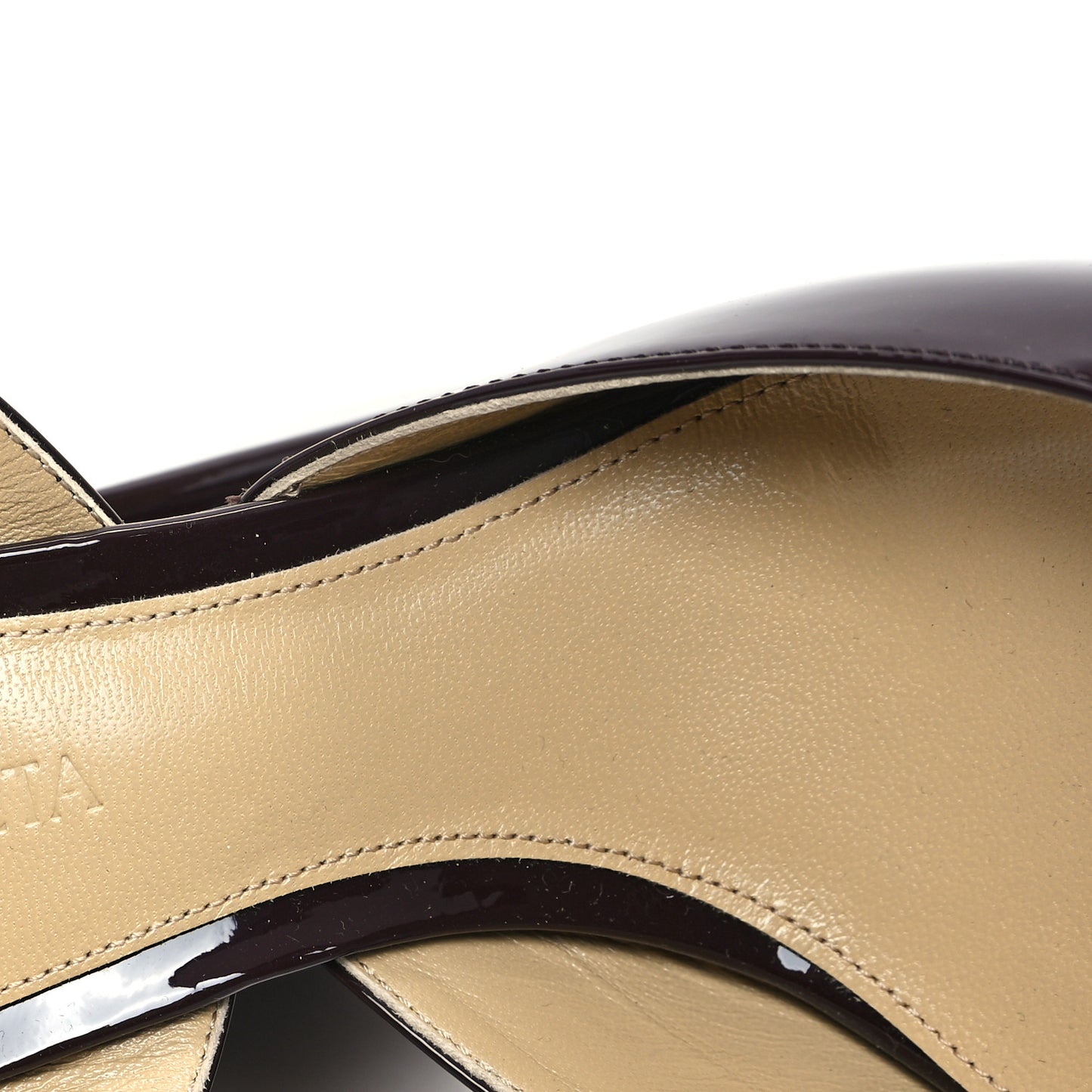 Supergloss Patent Tower 40/140mm Platform Pumps 35 Fondant