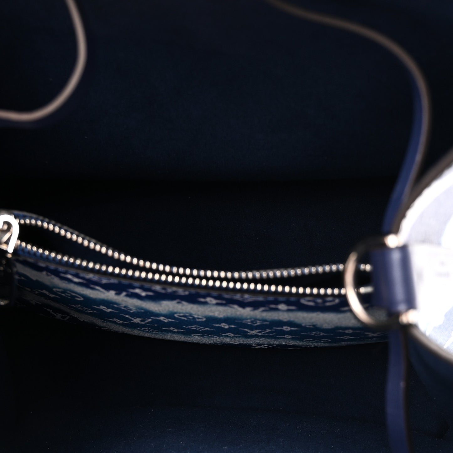 Monogram Escale Neonoe MM Blue