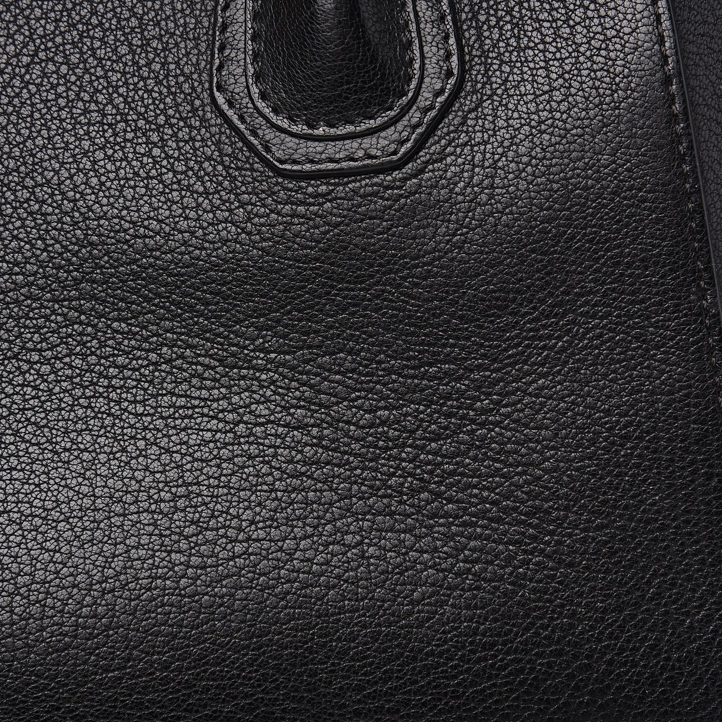Sugar Goatskin Medium Antigona Black