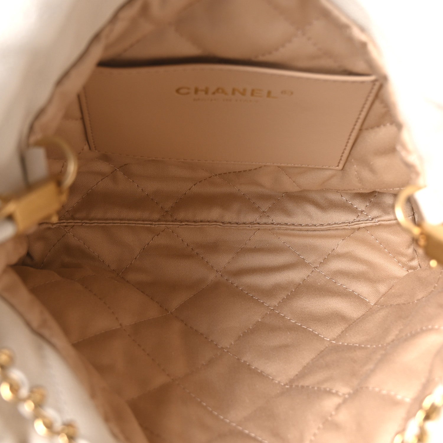 Chanel Shiny Caviar Quilted Monochrome Mini Chanel 22 White 5 of 10
