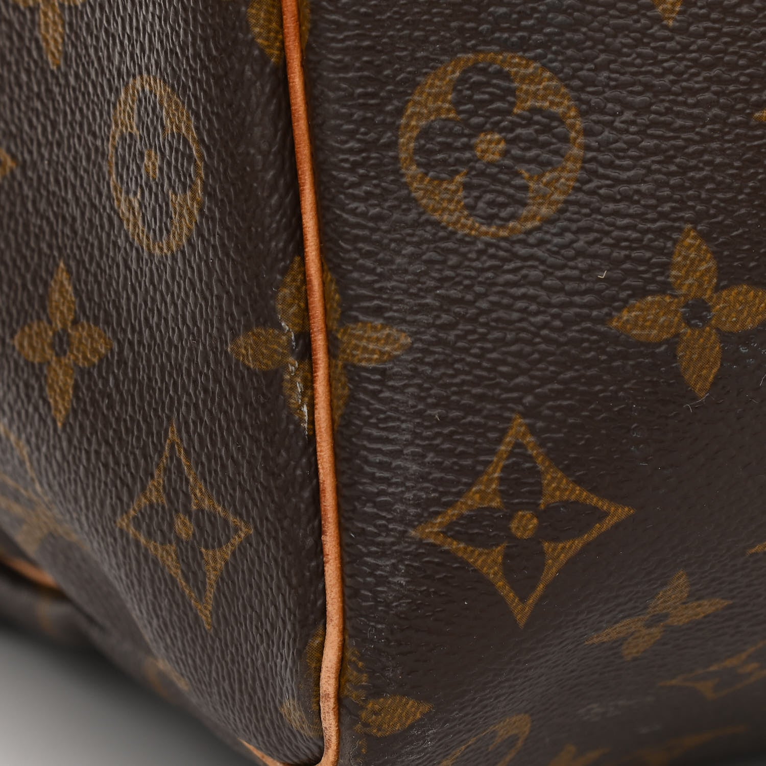 Louis Vuitton Monogram Keepall 50 20 of 27