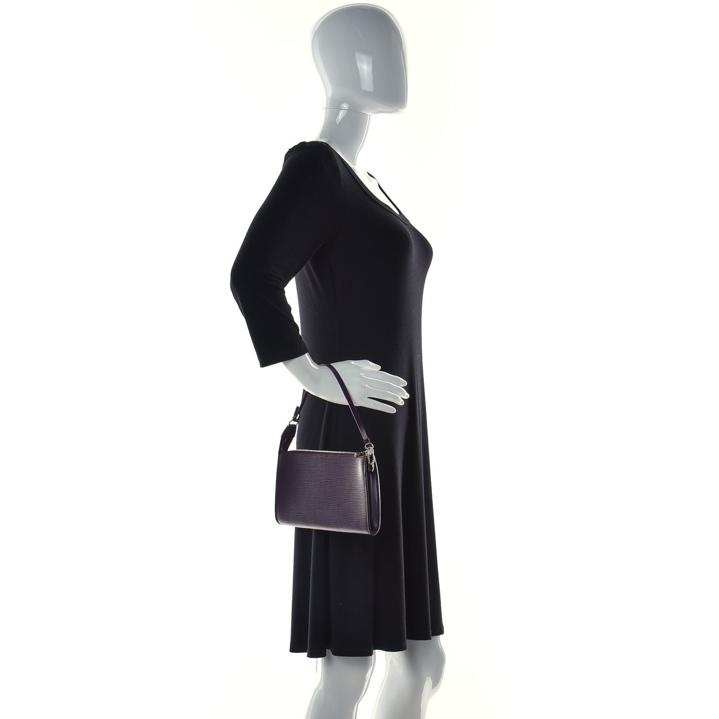 Epi Pochette Accessories 24 Cassis