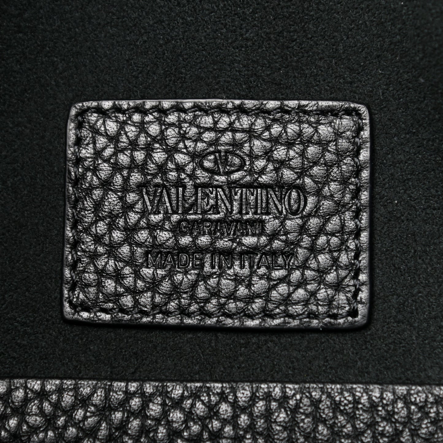 Pebbled Calfskin Large Rockstud Envelope Clutch Black
