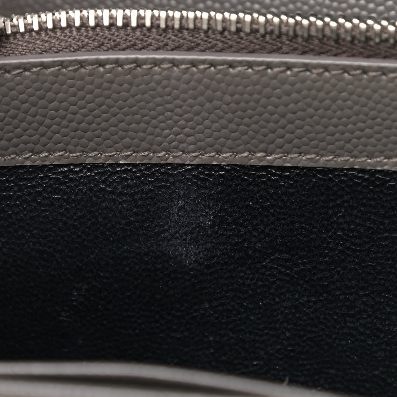 Saint Laurent Grain De Poudre Matelasse Chevron Monogram Chain Wallet Grey 6 of 8