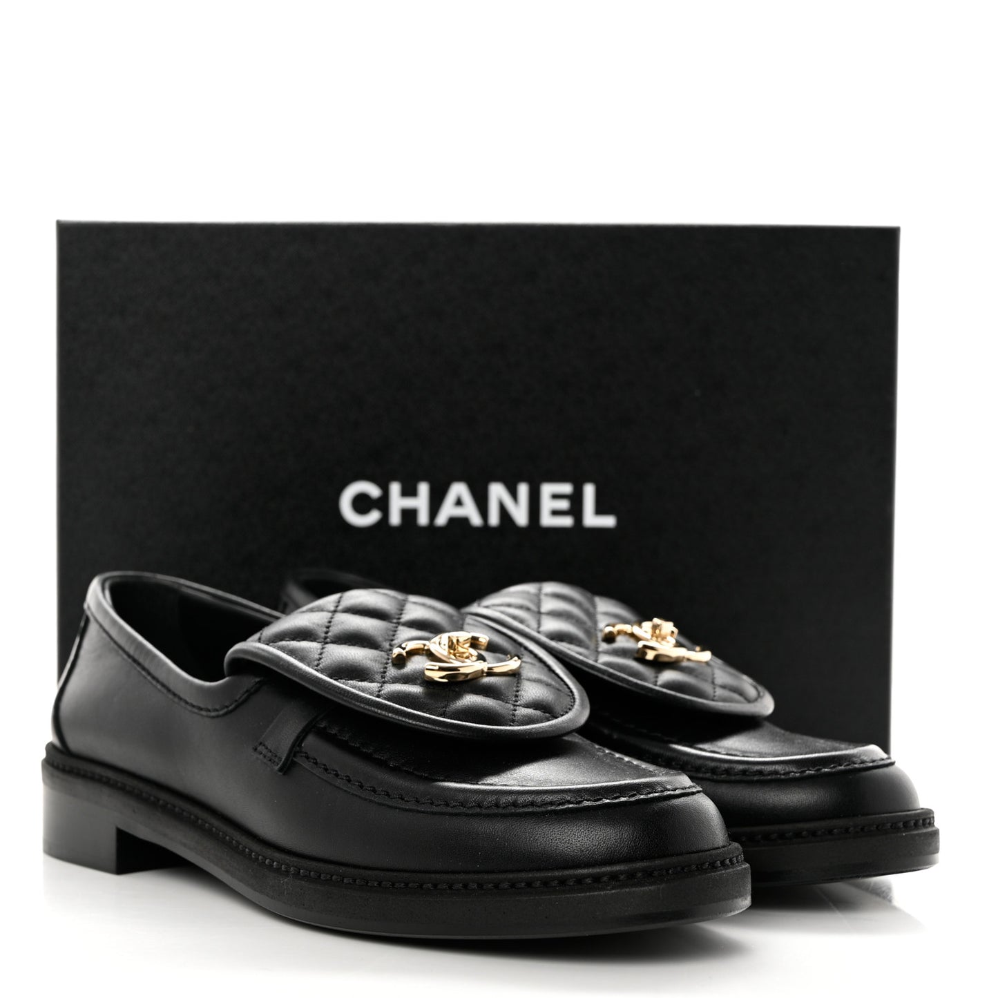 Lambskin Quilted CC Turnlock Loafers 38 Black