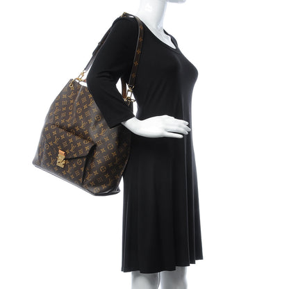 Louis Vuitton Monogram Metis 2 of 9