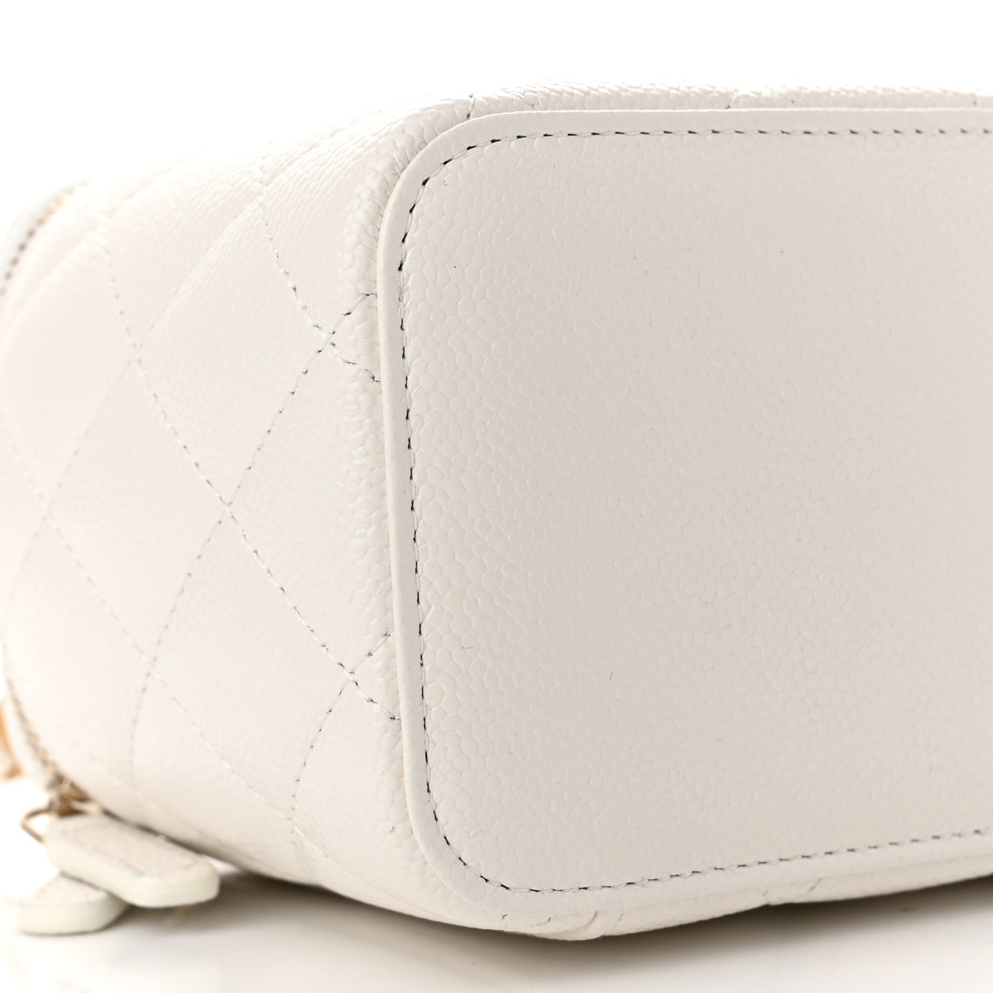 Shiny Caviar Quilted Pick Me Up Vanity Case White