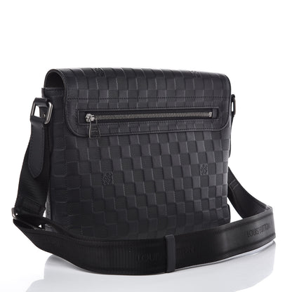 Louis Vuitton Damier Infini District PM Onyx 3 of 9